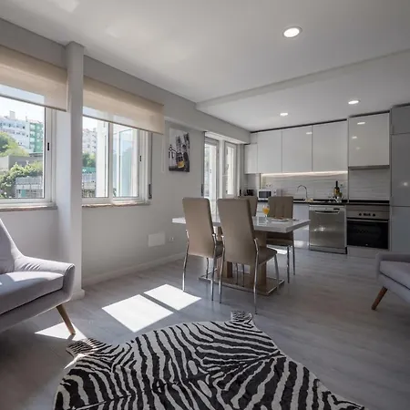 Apartment Rent4rest Sao Bento Charming Lisbon