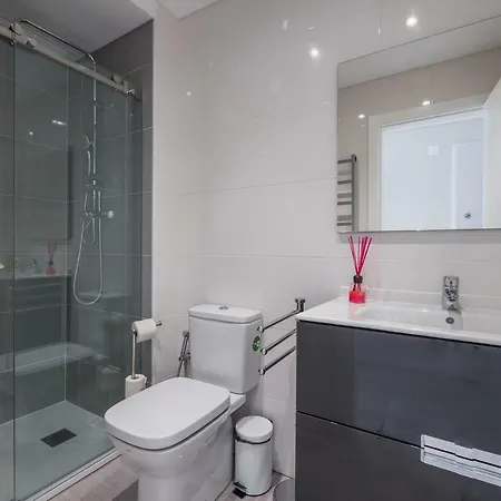 Rent4rest Sao Bento Charming * Лісабон