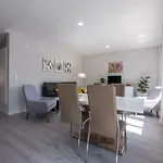 Rent4rest Sao Bento Charming ליסבון