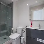 Rent4rest Sao Bento Charming * ליסבון