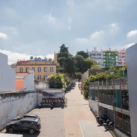 Rent4rest Sao Bento Charming ליסבון